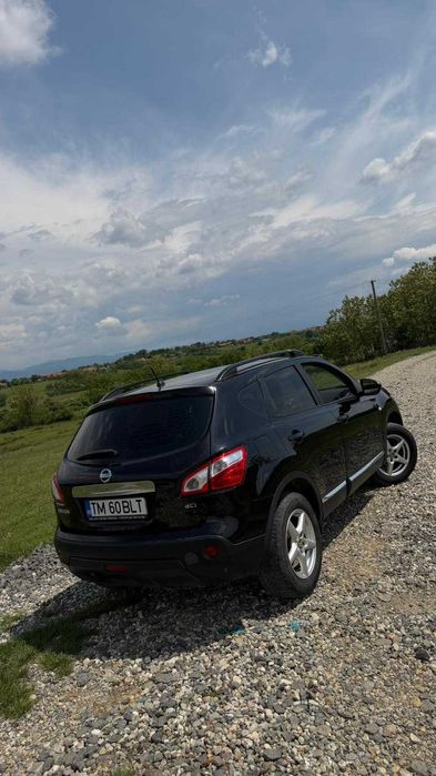 Vand nissan qashqai an 2010