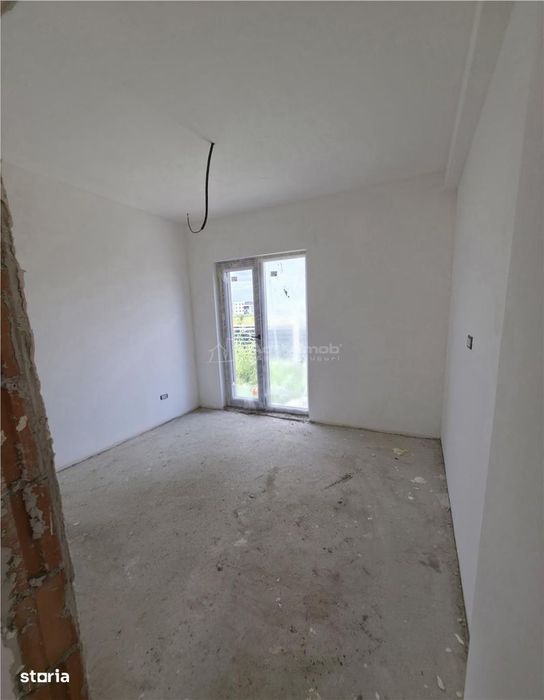 Casa individuala - Tunari - P + M - 5 camere - 2 bai - 165mp - 350mp t