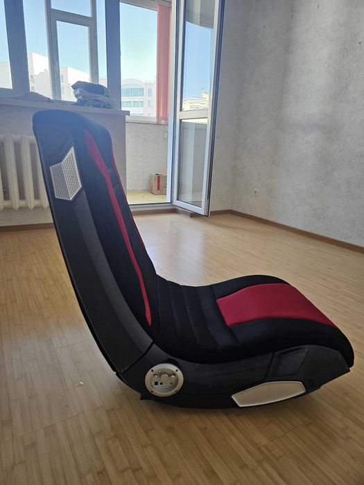 Кресло игровое напольное