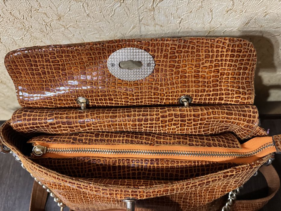 Женская кожаная сумка