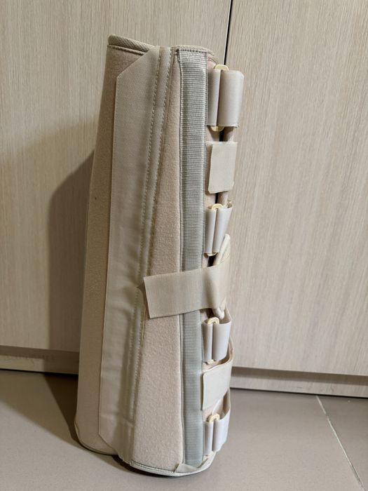 Наколенник - иммобилизатор VARITEKS, модель 320