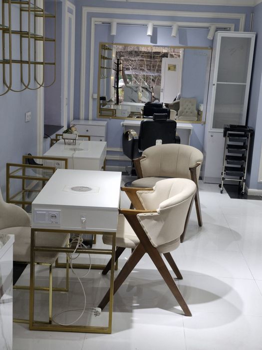 Срочно аренда салона на алайском