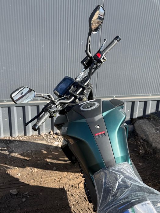 Мотоцыкл Yaqi.