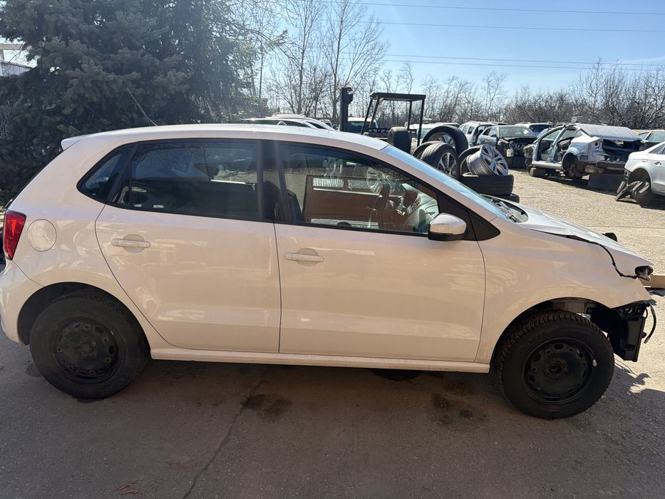 Aripa dreapta Vw Polo 6R2 010-
