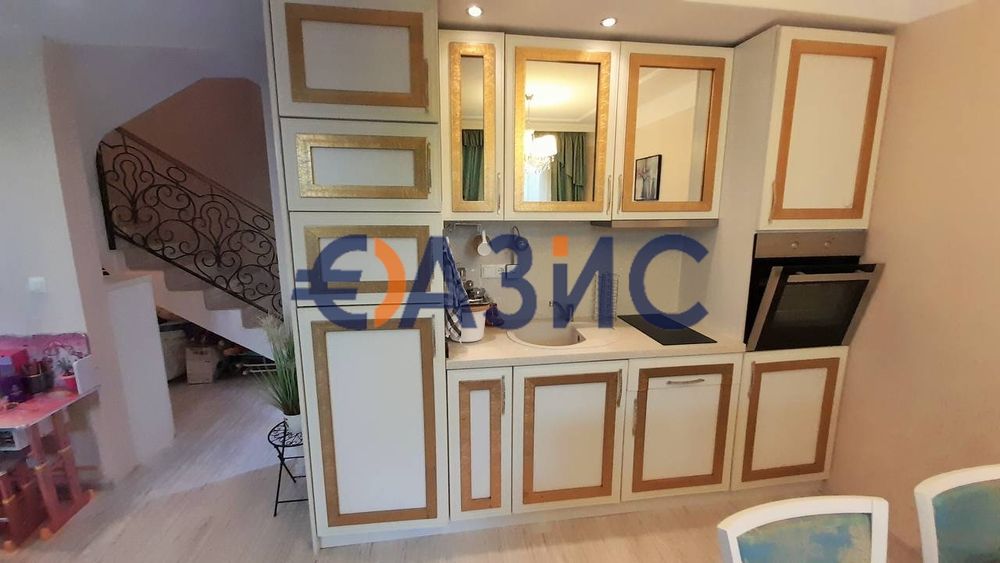 Мезонет с две спални в комплекс Хармония 6 Монтекарло, Слънчев бряг,