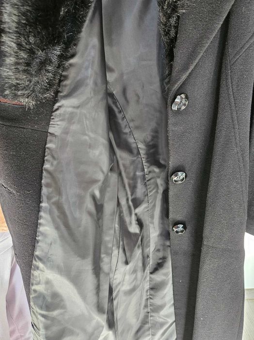 Дамско палто Andrews, 100% вълна, размер 46