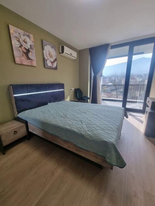 Дава се под наем Двустаен апартамент в София, Кръстова вада - 76 кв.м за 949 € - Снимка #4