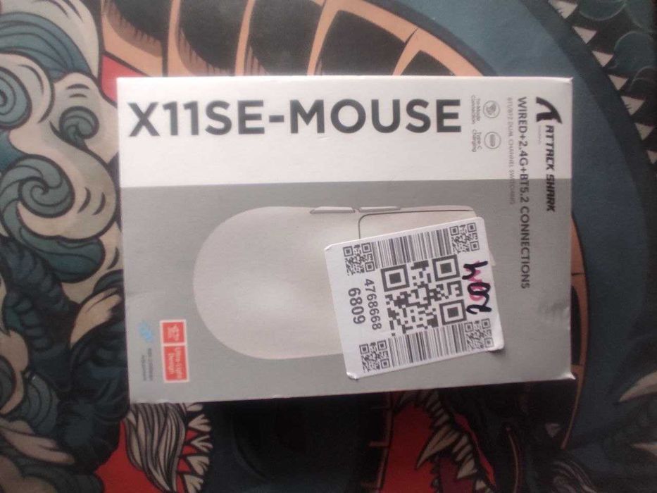 продам мышку attack shark X11SE НОВАЯ