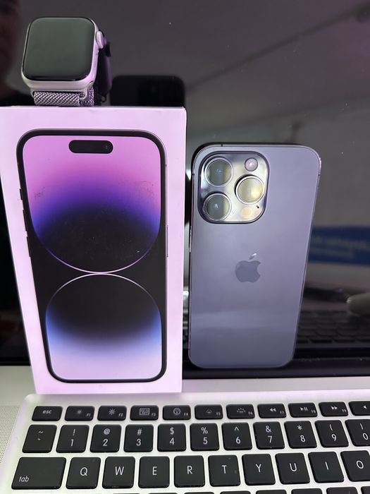 Продам два айфона