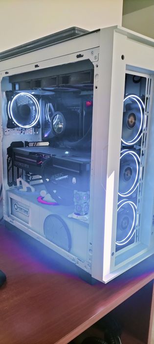 Vand PC gaming Nvidia GeForce Garage custom build Z790, incomplet