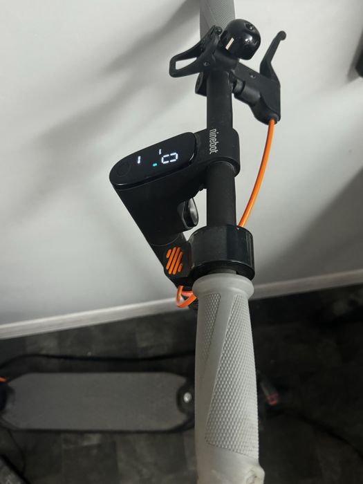 элетросамокат ninebot