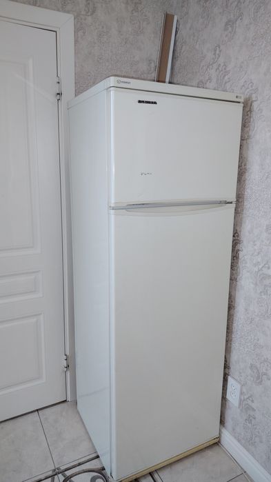 Холодиник сатылады