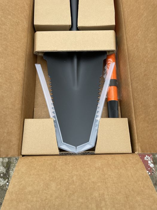 Lopata profi cu fierastrau