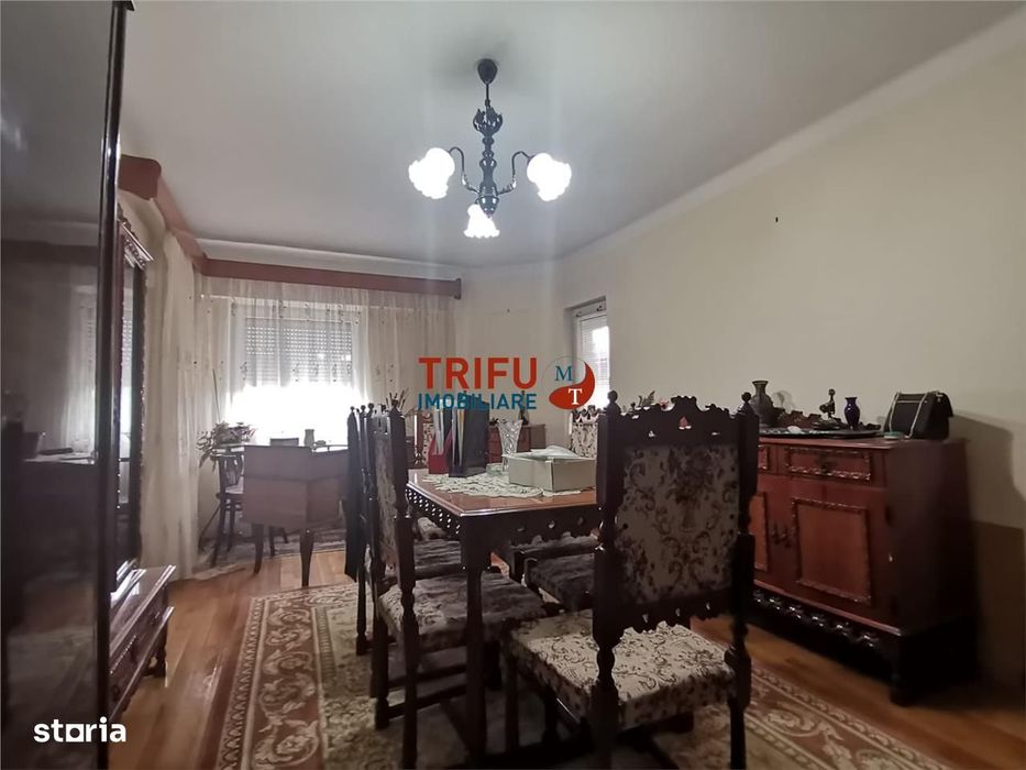 Apartament cu 3 camere de vânzare în zona Centru, Alba Iulia — fotografia 2