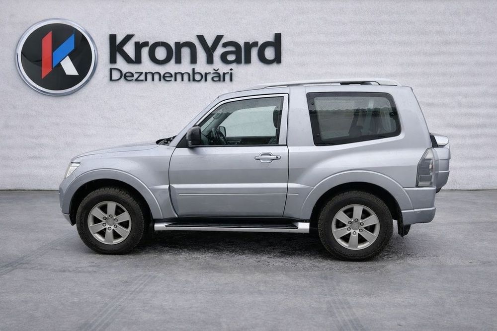 Dezmembrari dezmembrez  Mitsubishi Shogun Pajero 2006 - 2011 3.2 D 4M41