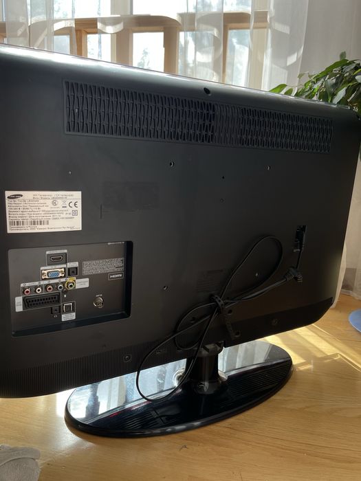 Телевизор SAMSUNG LE32D450G1W