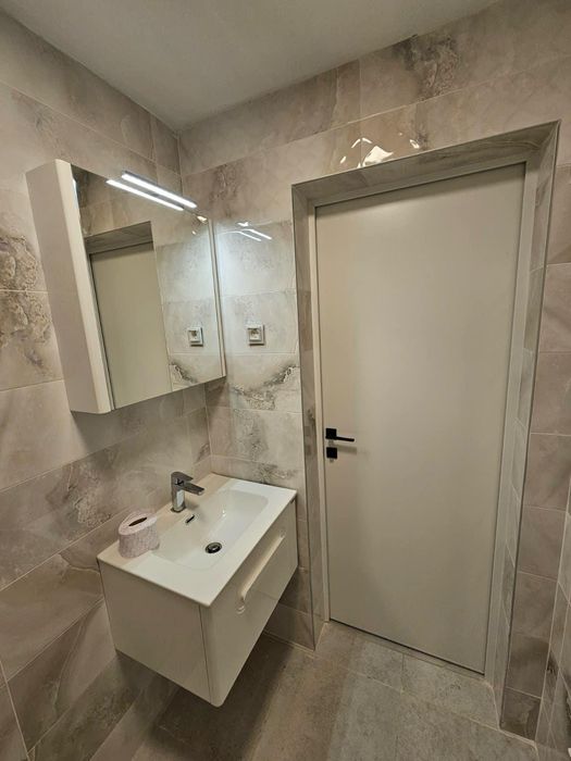 Дава се под наем Тристаен апартамент в София, Докторски паметник - 55 кв.м за 650 € - Снимка #3