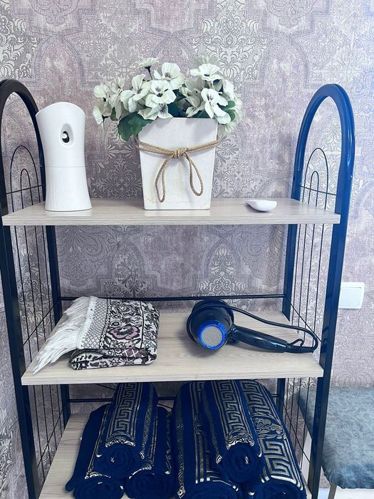 24/7 по часам, в день,  в ночь