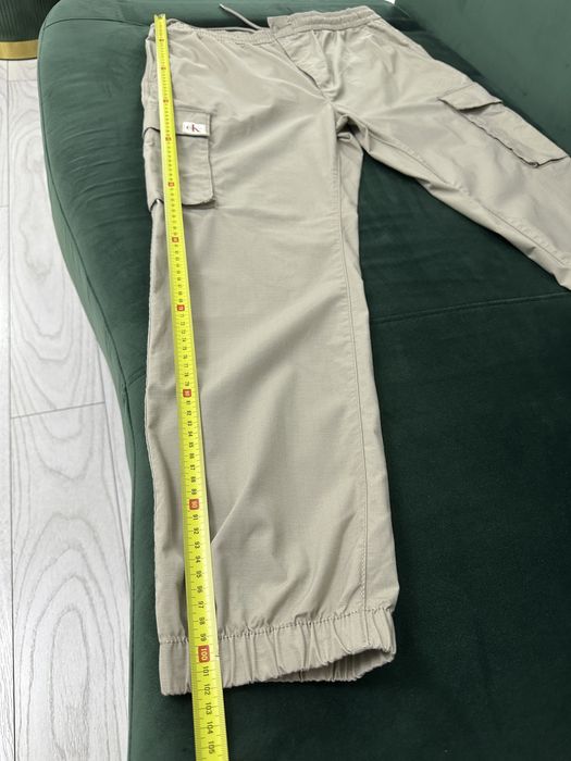 Pantaloni Calvin Klein marimea L