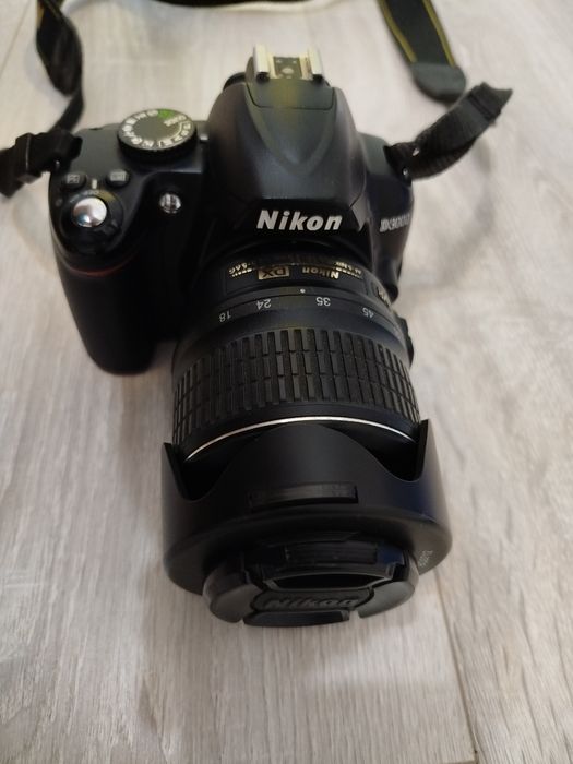 Фотоаппарат Nikon D3000