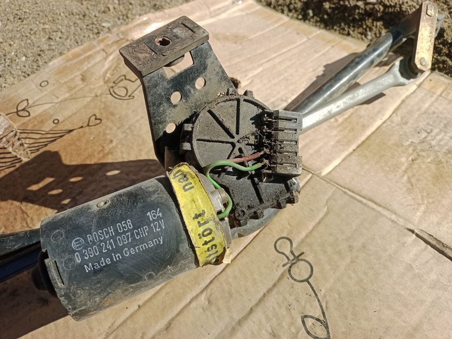 Запчасти Ауди В3