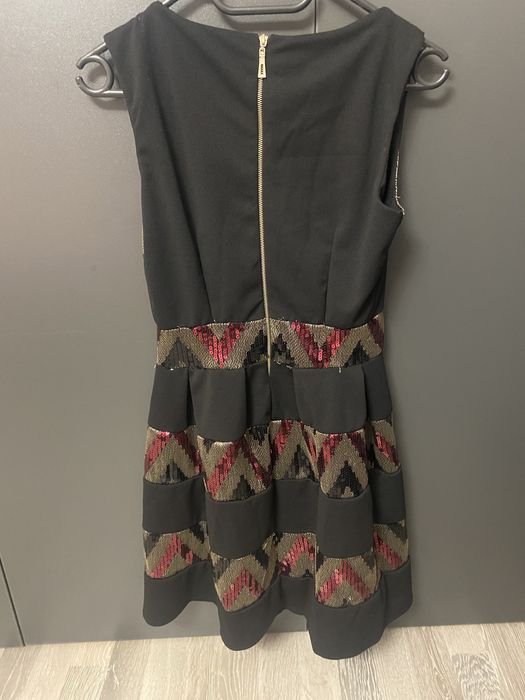 Официална рокля