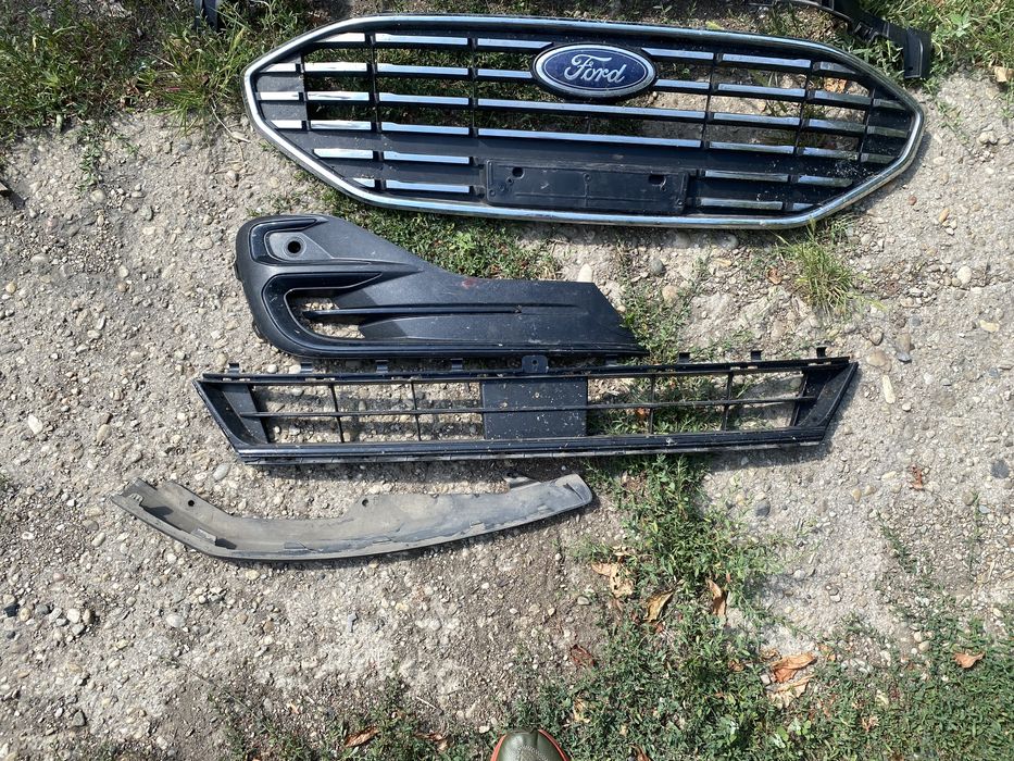 Grila Ford focus 4 facelift 2022 - 2025 grile bara fata