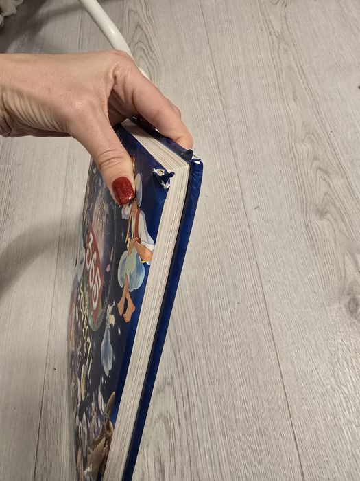 Carte 365 de  povesti