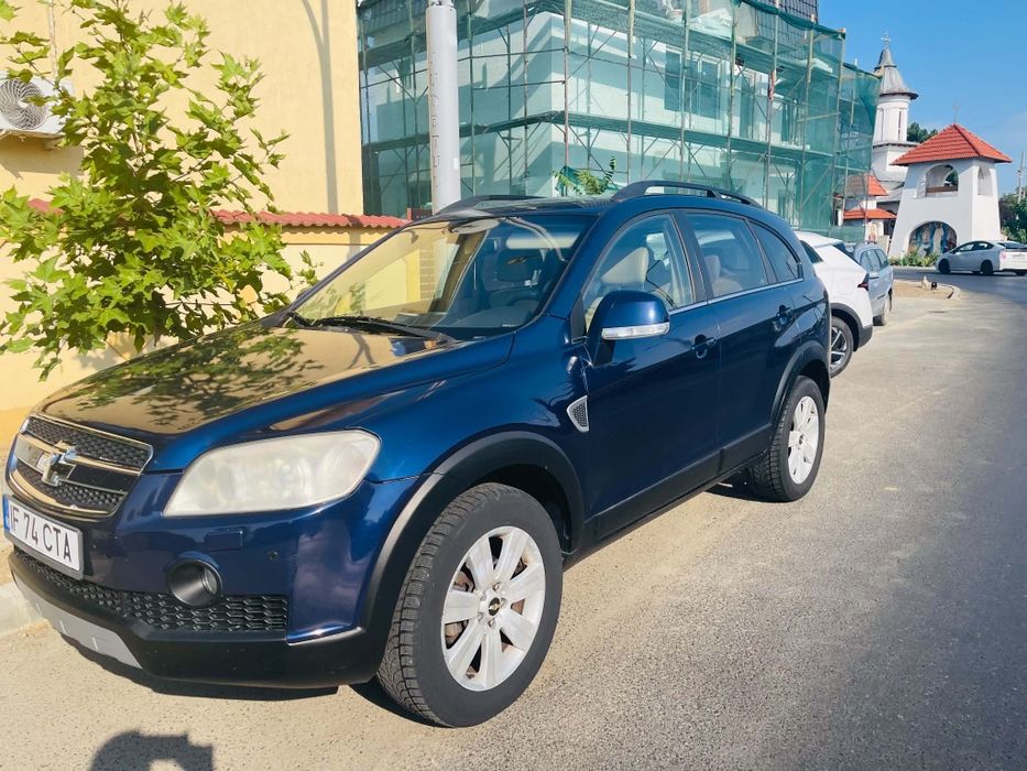 Vând Chevrolet Captiva