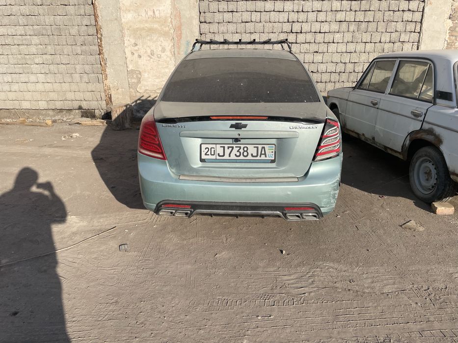 Lacetti 1.8, корейская сборка (жигули рядом отдам бонусом)