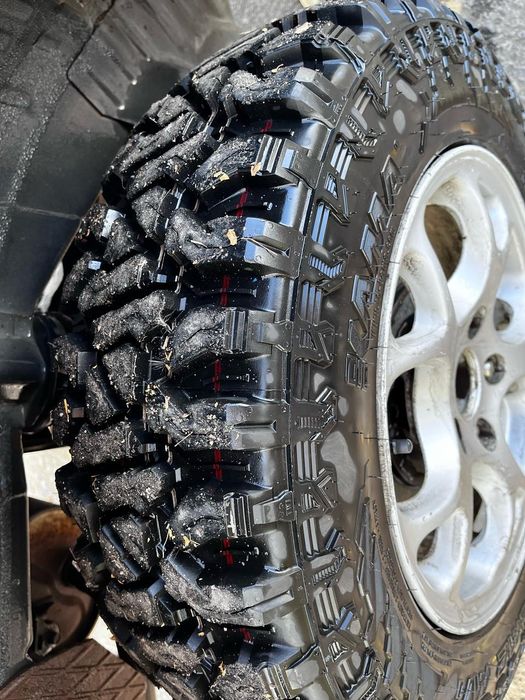 Продам внедорожник