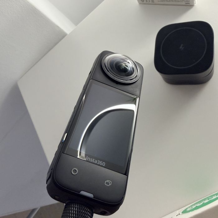 Camera Insta X4 360 8k factura garantie eMag 2027