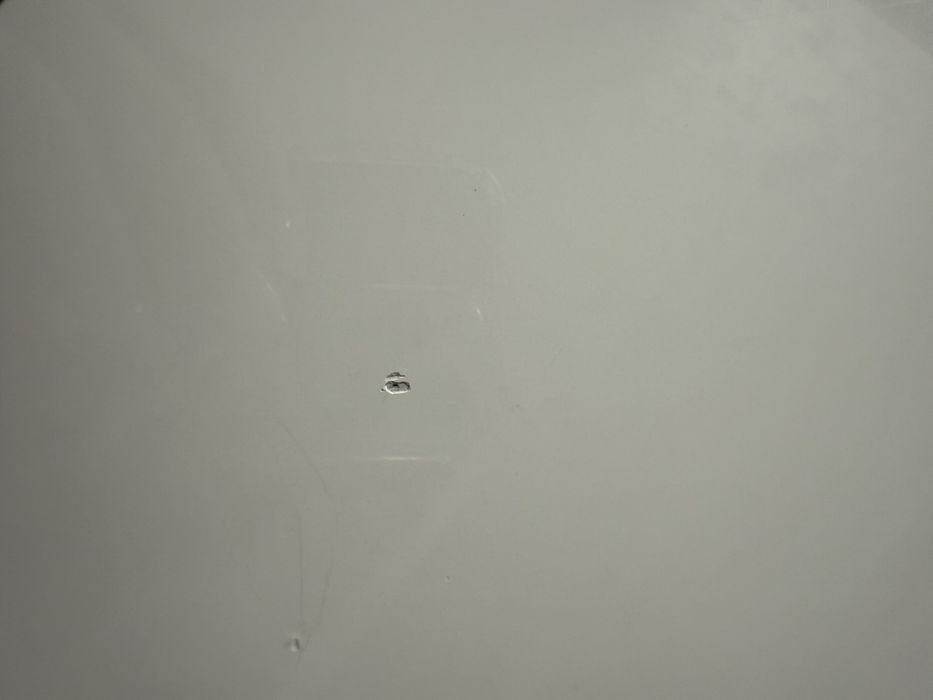 Разтегателна маса с бял мдф плот, кафяви крака, дъб сонома