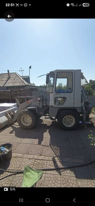 Уборка снега погрузчик