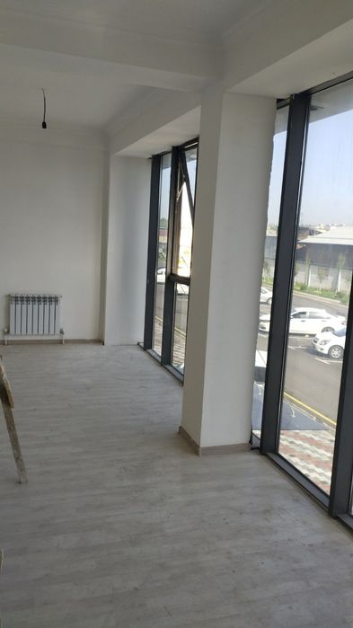 Срочно сотилади 4-хонали, 118 кв.м, Янгихаётда