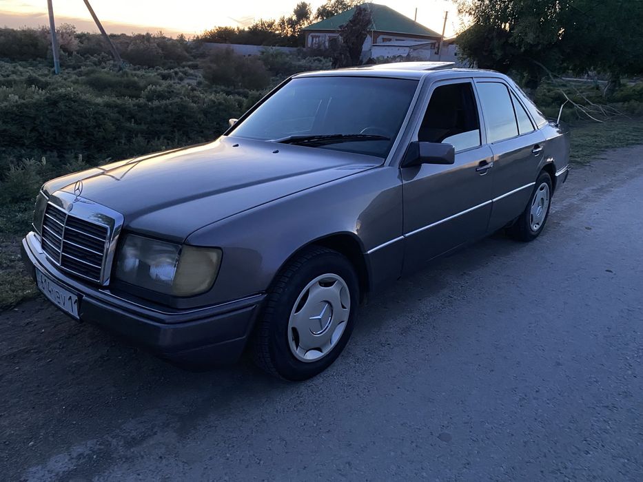 Мерседес 124 230Е