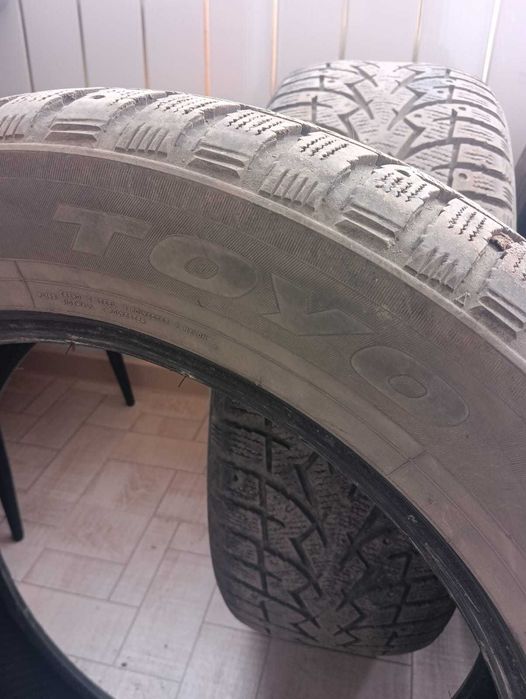 Продам шины б/у.