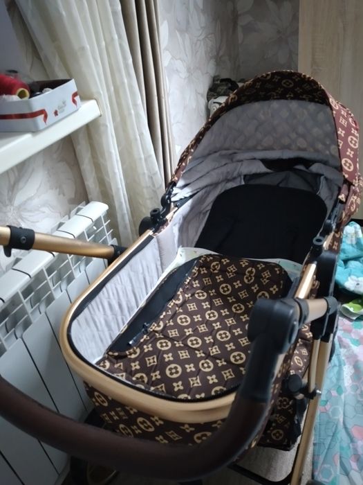 Продам коляску детскую.хорошую.