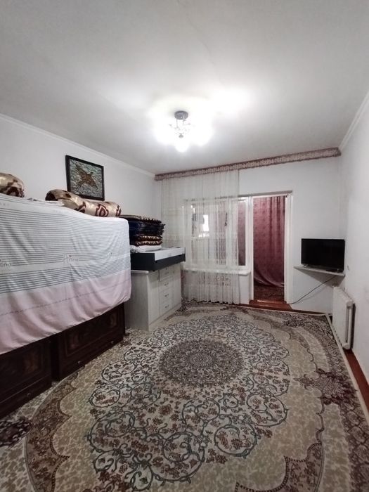 Продается 1 комнатная на сергели 2,галерейный дом