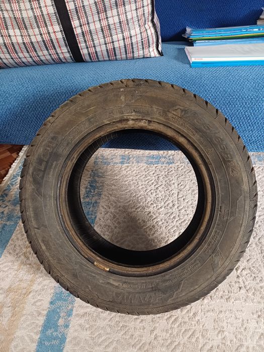 Продам зимние шины