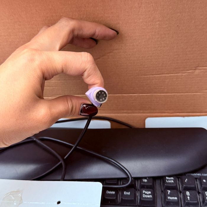 Продам клавиатуру. ТОРГ