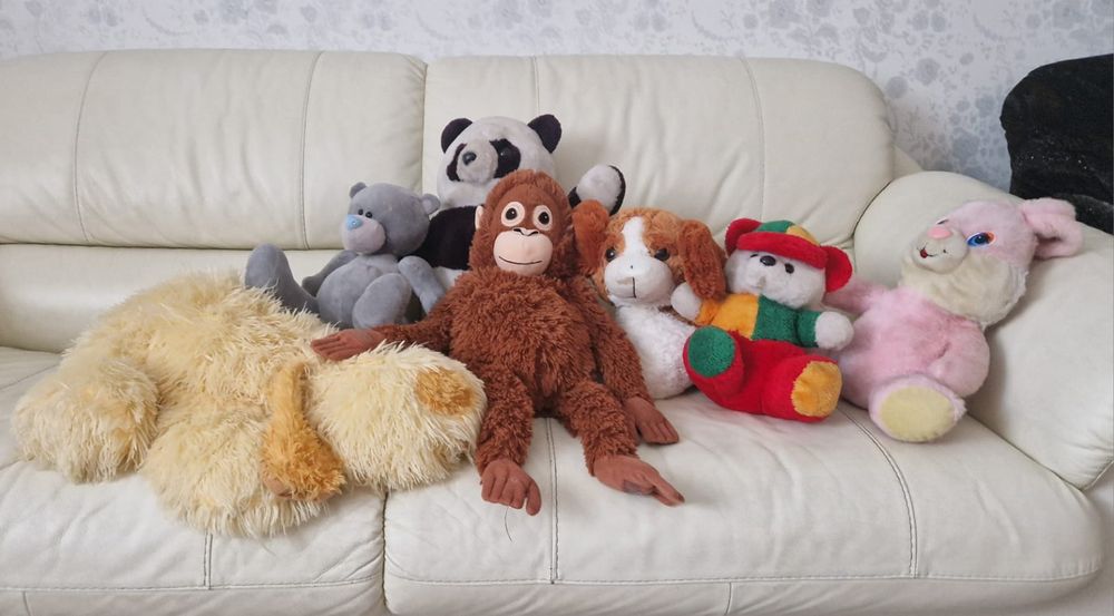 Игрушки мягкие .