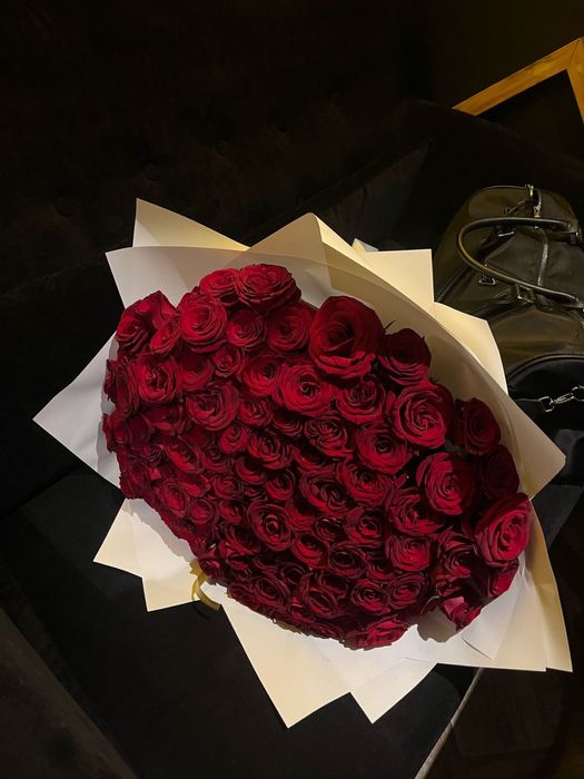 101 штук голандские розы