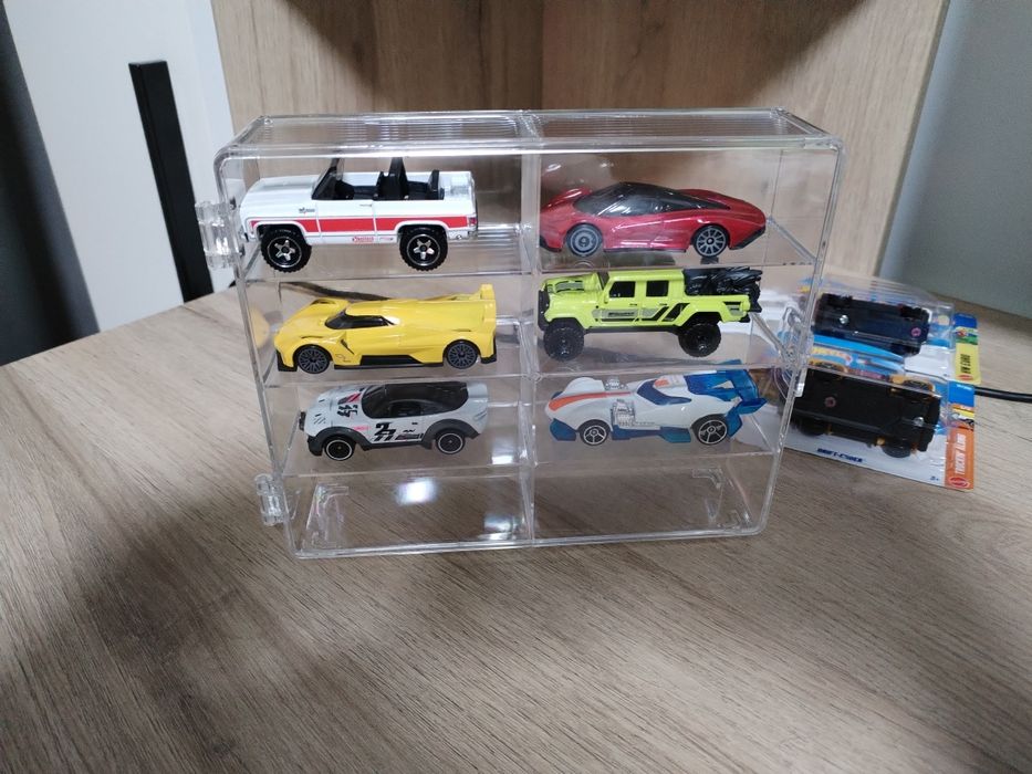 Hot wheels органайзер/витрина за колички.
