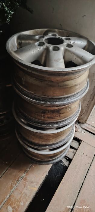 Продам диски внедорожника