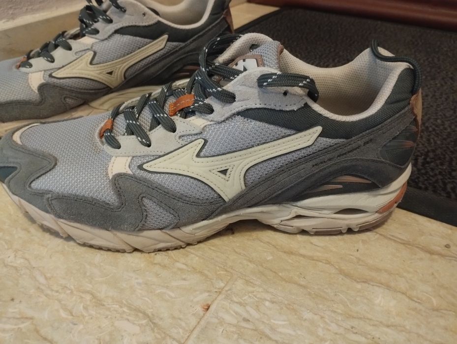 Маратонки обувки Мизуно mizuno 43 номер