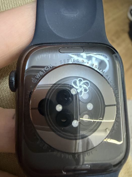 Apple Watch Series 9 Cellular 45mm + bratara Milanese originala