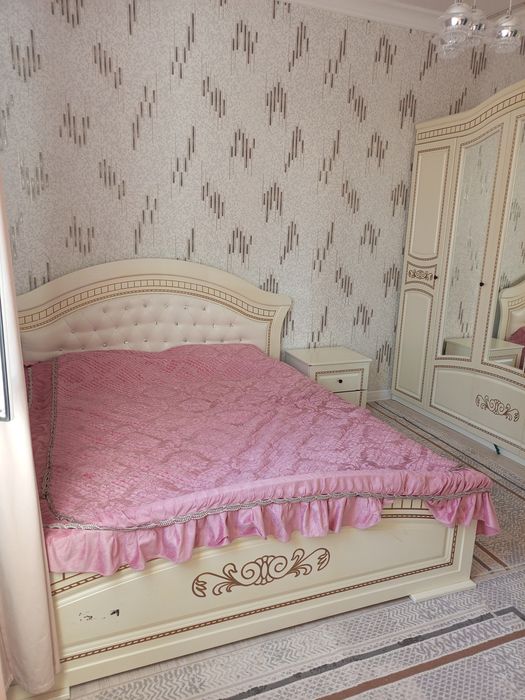 Срочно продам кровать с матрасом!!!