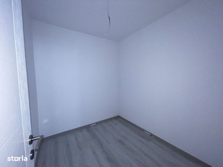 Studio 50 mp, 74 240 euro, parcare inclusă, DEZVOLTATOR.