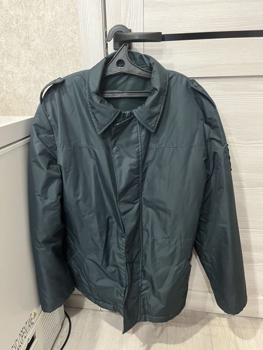 Продам зимние куртки